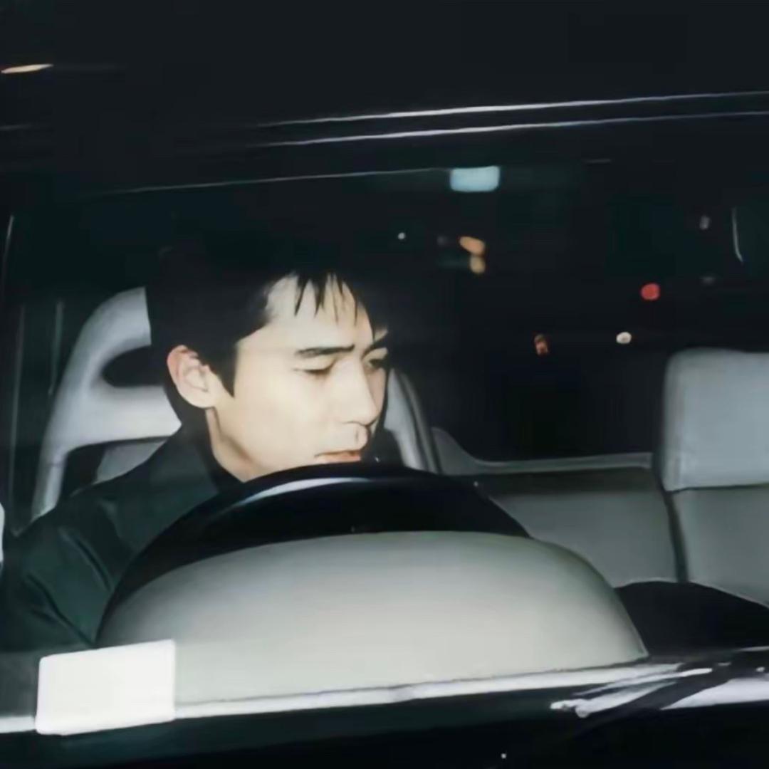 ￴ ￴￴ ￴￴ ￴￴ ￴