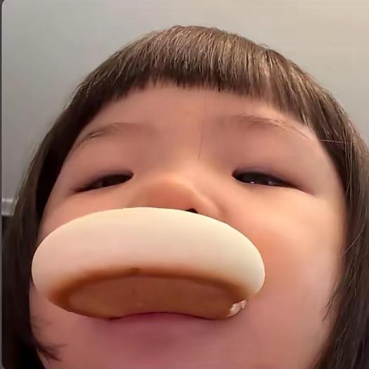 总是天真无邪