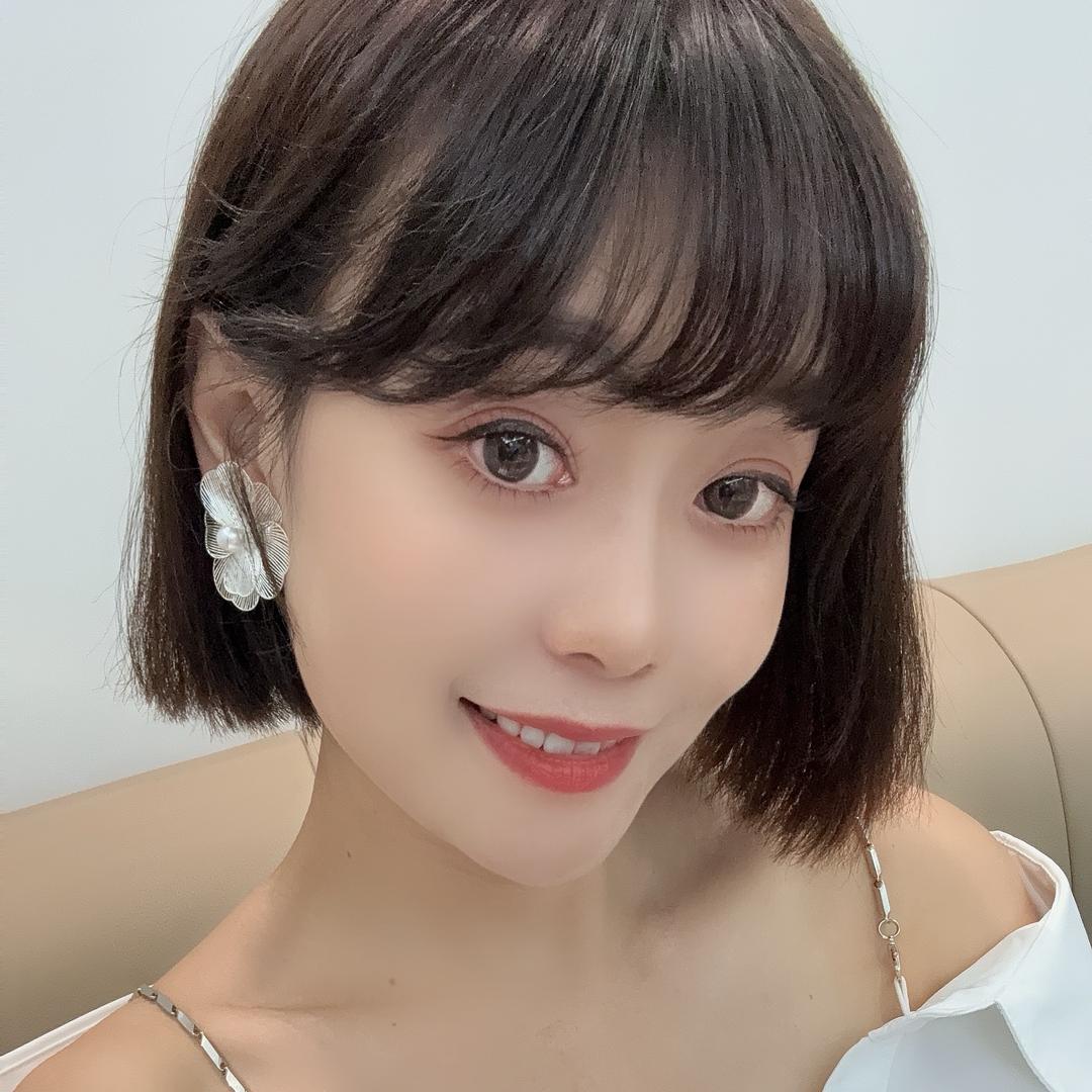 艳艳