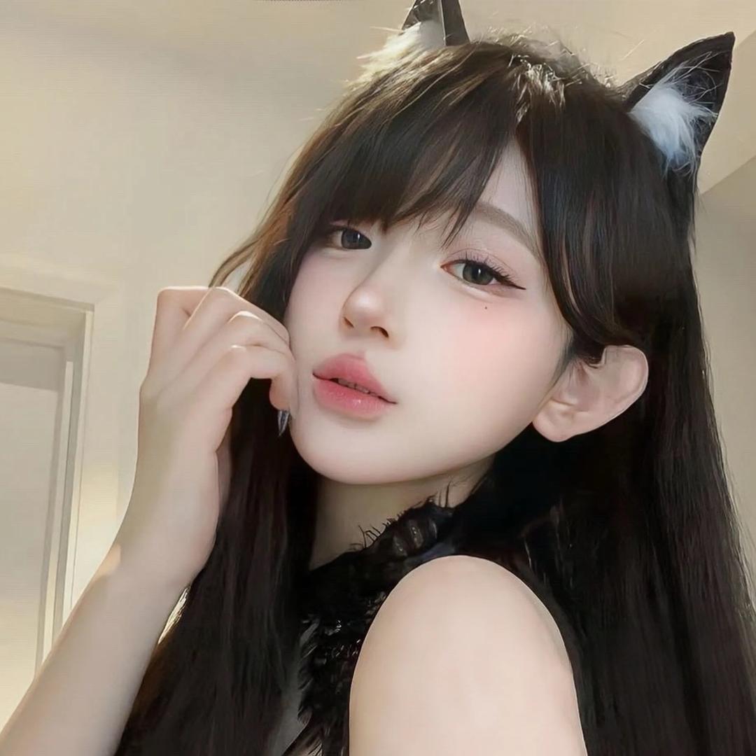 草莓味的棒棒糖🍭