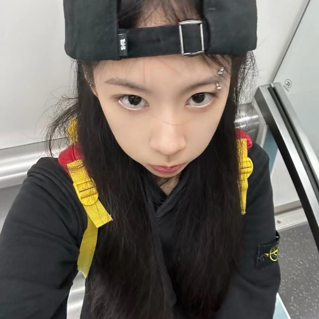 睡的犯困了