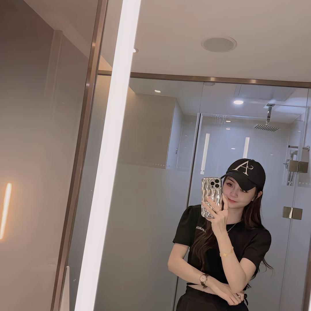 大漂亮潇潇穿搭女装