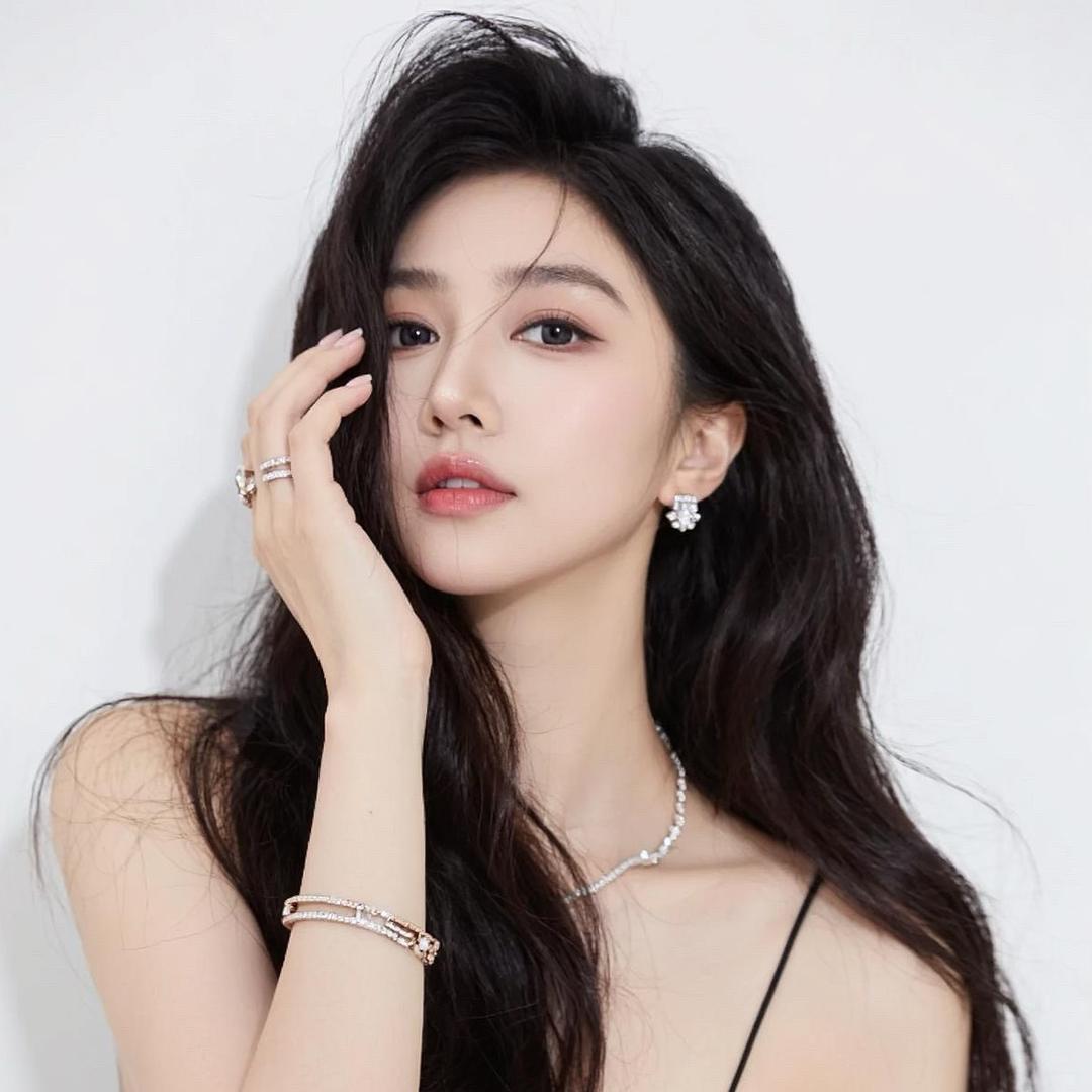 无所不能的夏七七🤎