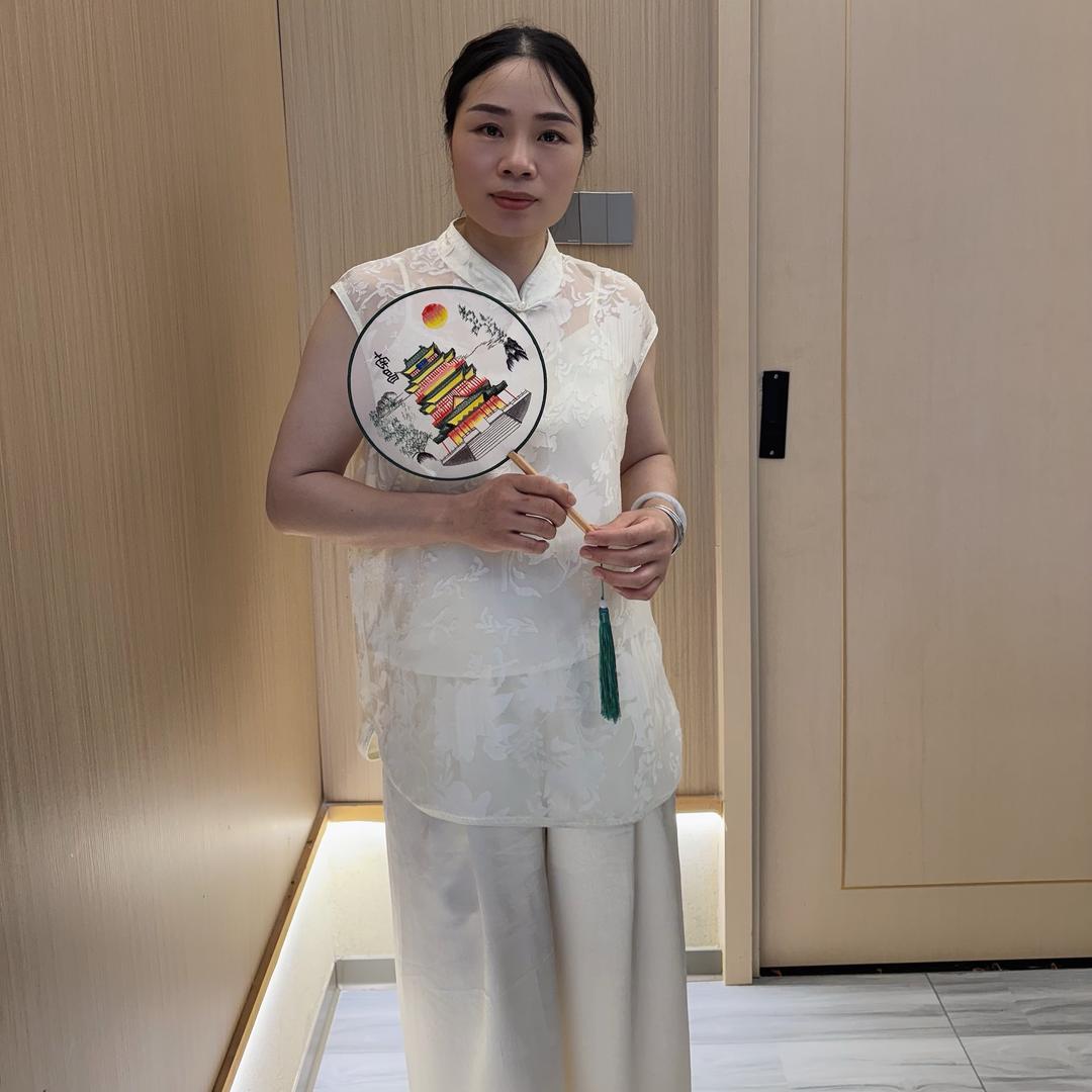 莉莉【草本调肤】