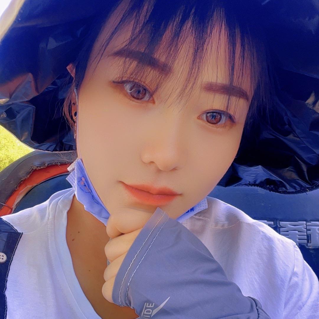 《90后的》梅梅