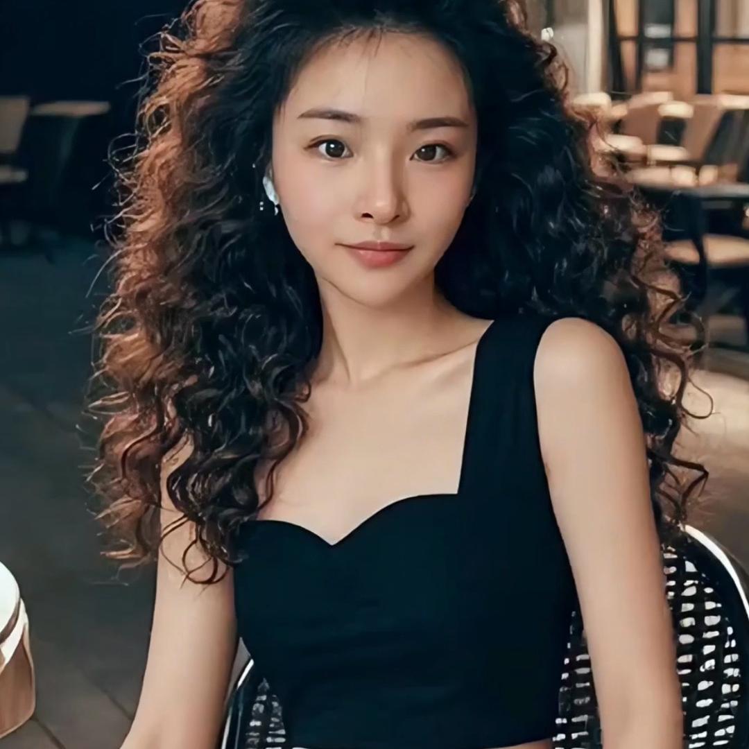 彤彤