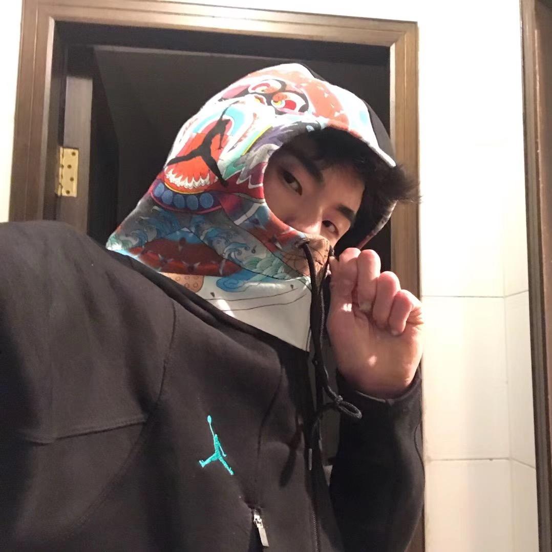 张鑫洋