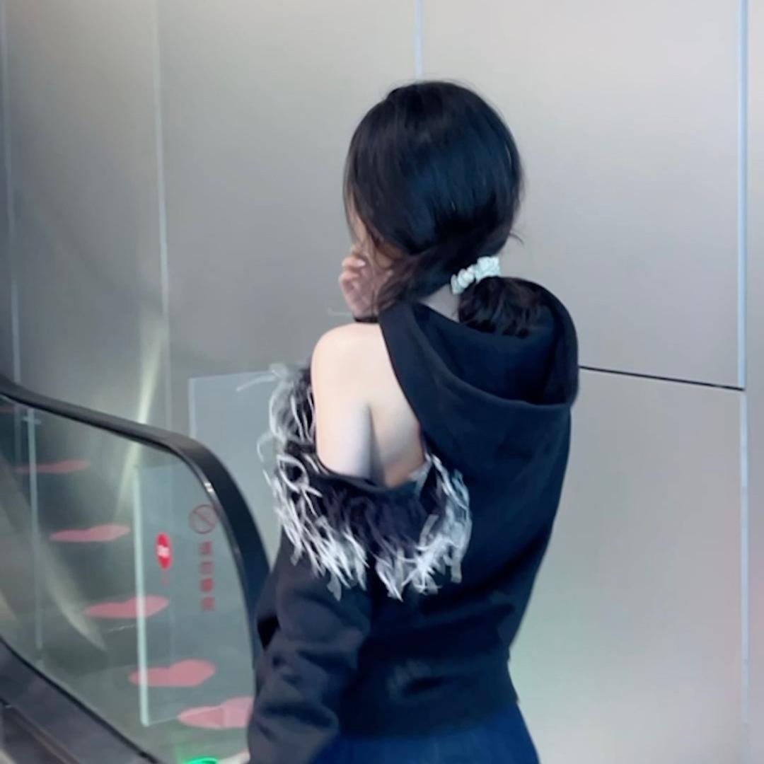 小有事儿