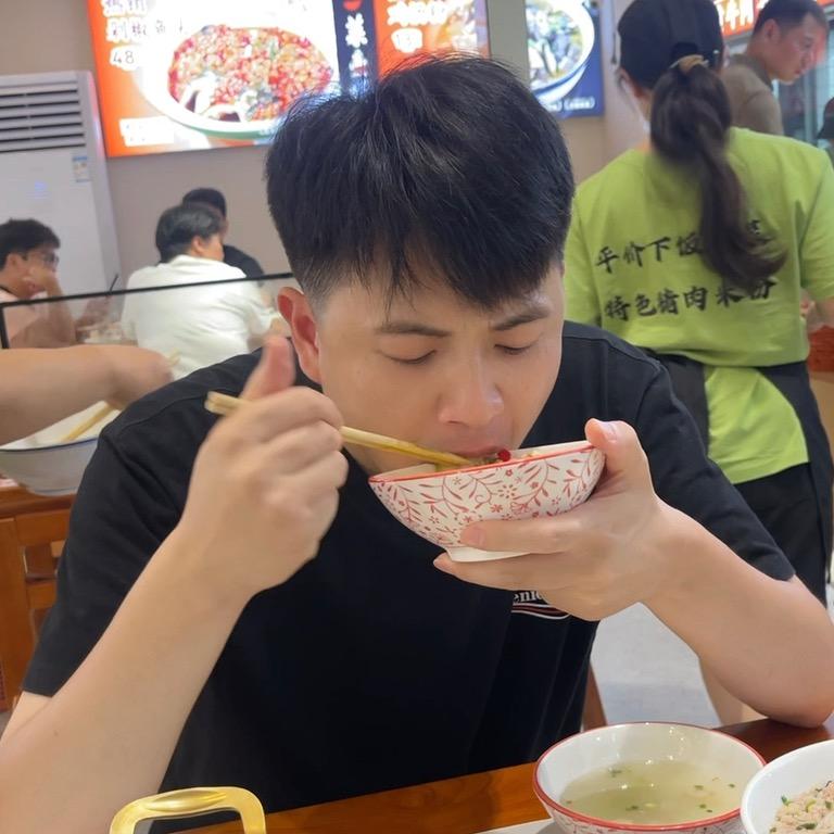 阿龙（柳州纯吃货版）