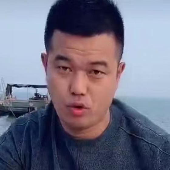 表弟家的海鲜美食