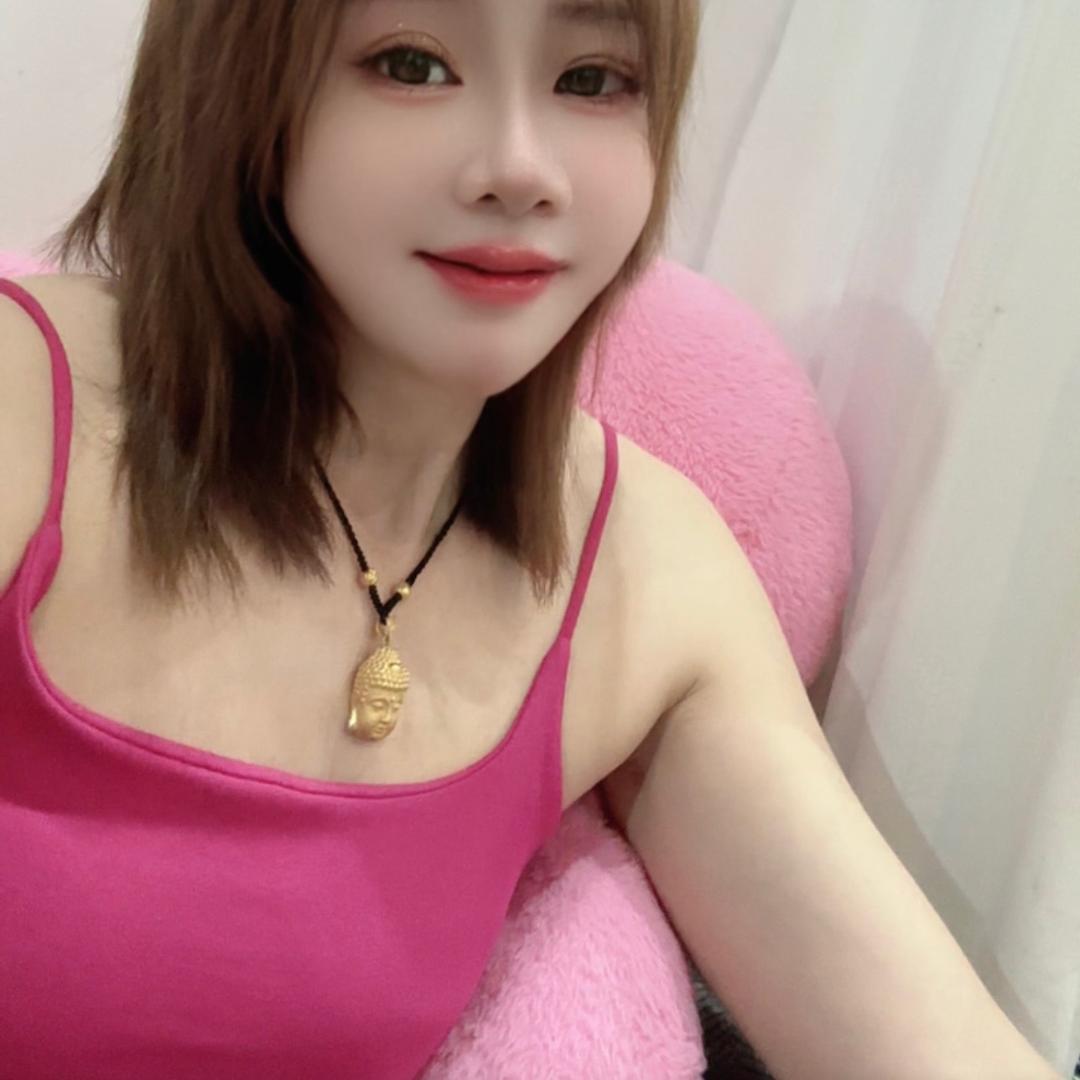 绝代养生馆（三小对面路口）