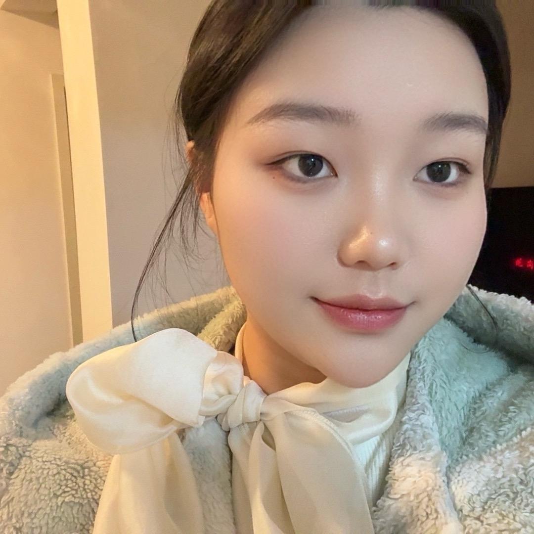 @张盈