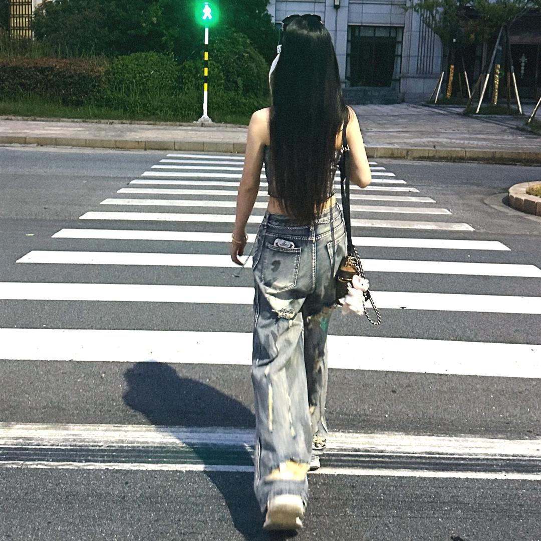 ·不知名的美少女壮士