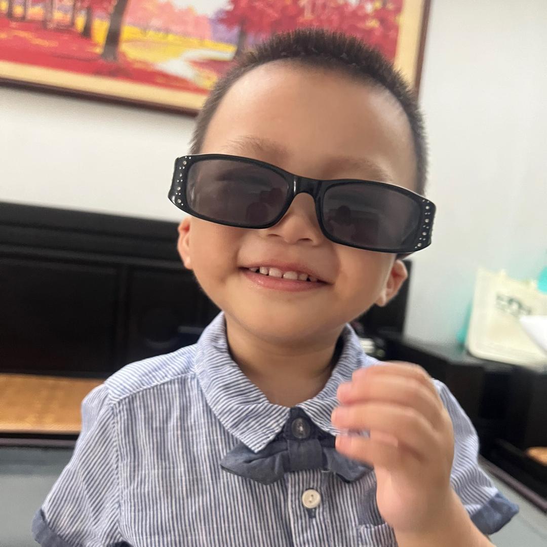 宏宏^_^东儿妈咪