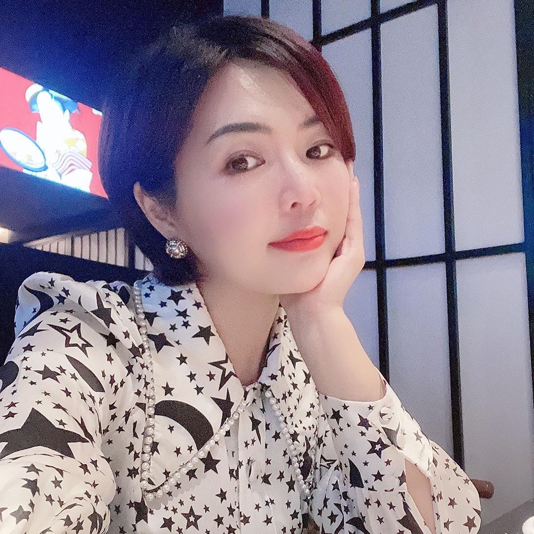 范小姐