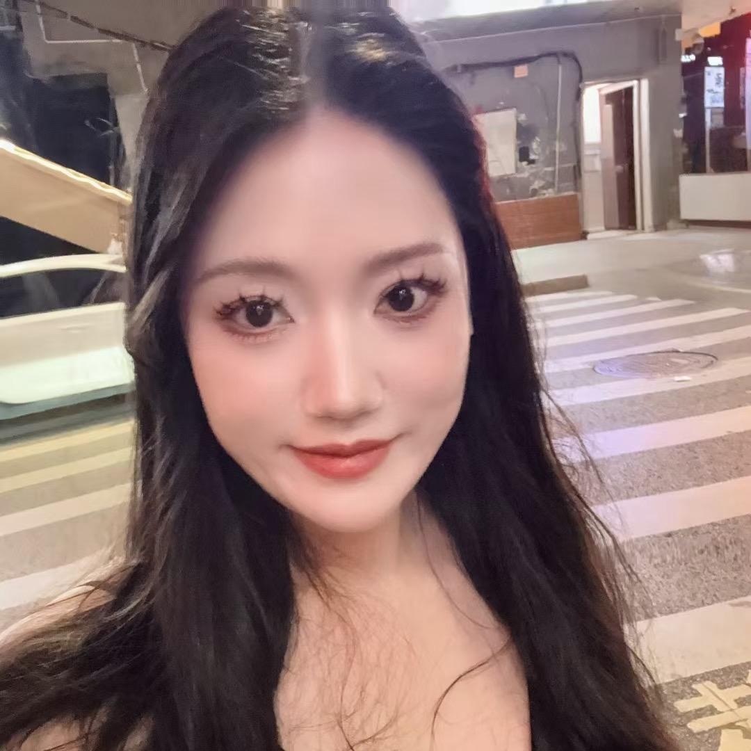 杨闪闪Shine