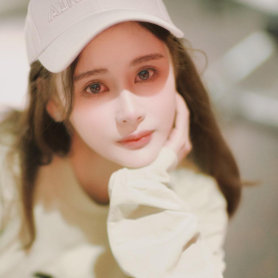 叶子Ivy