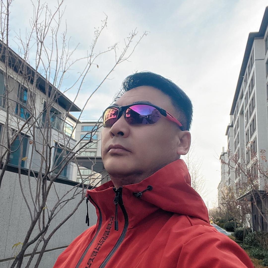 刘建君**八方来财**