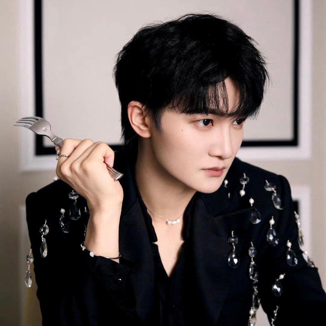 嫑吃生米ay（不进群）