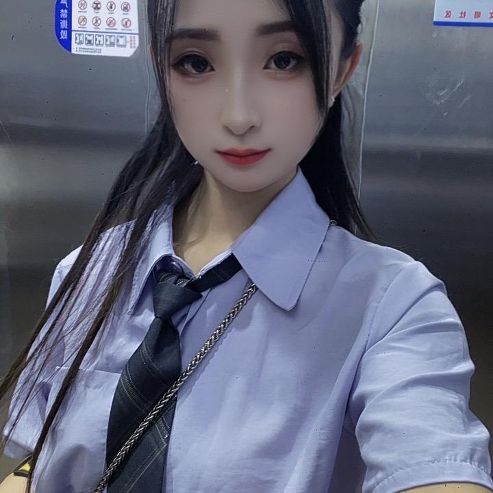 小月月🌛
