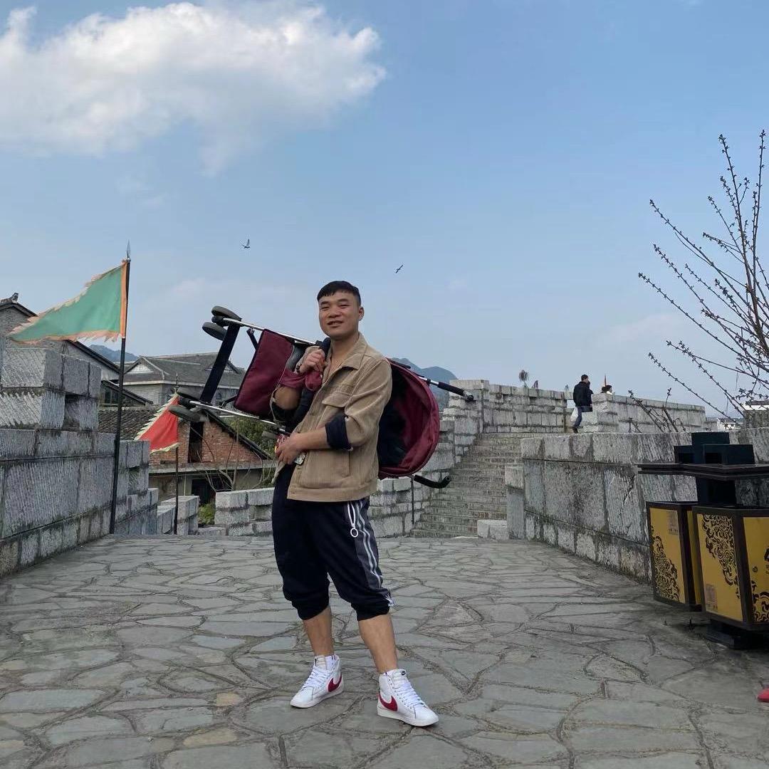 _罗湖杨柳《奇迹团队》