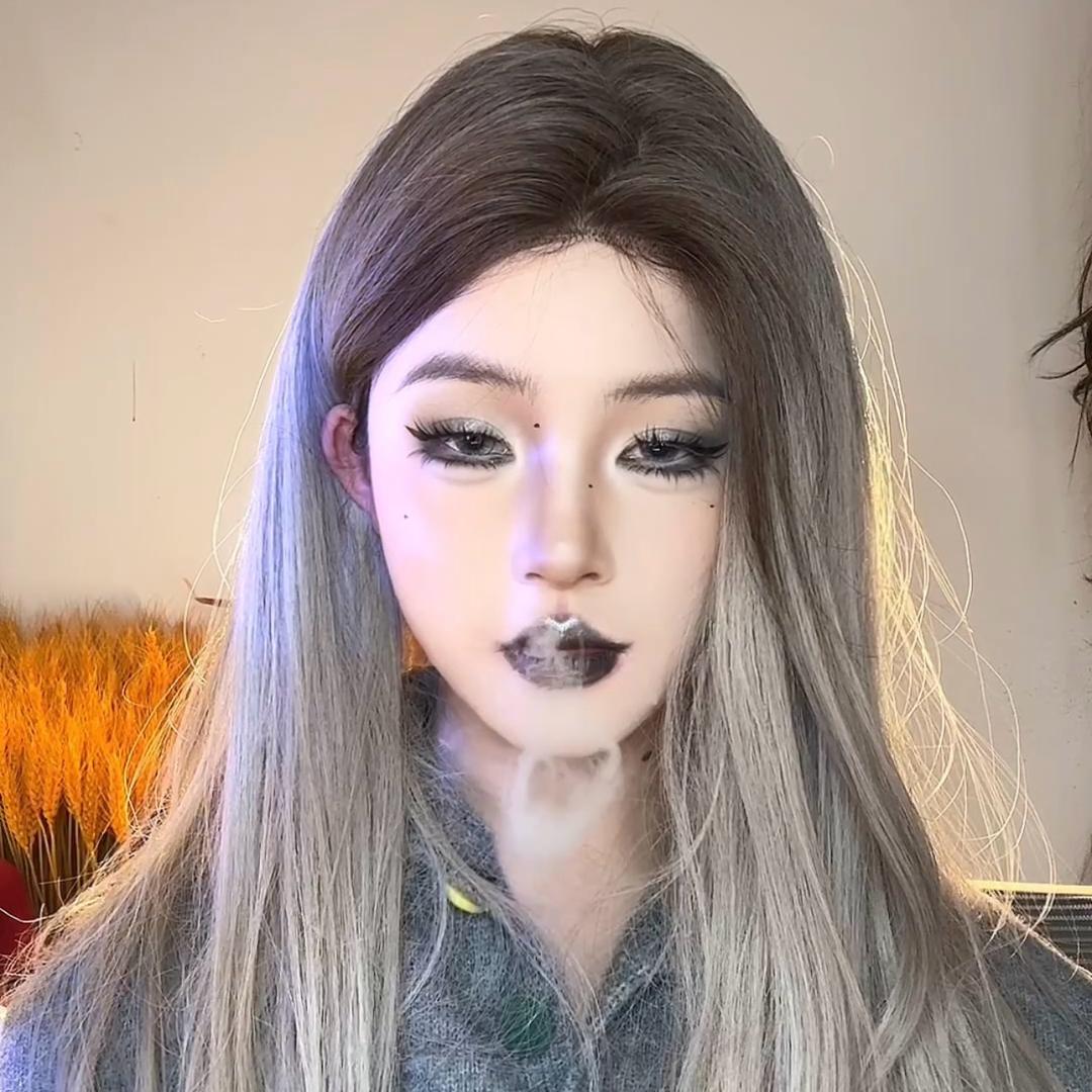 洛盈同学👩‍🎓