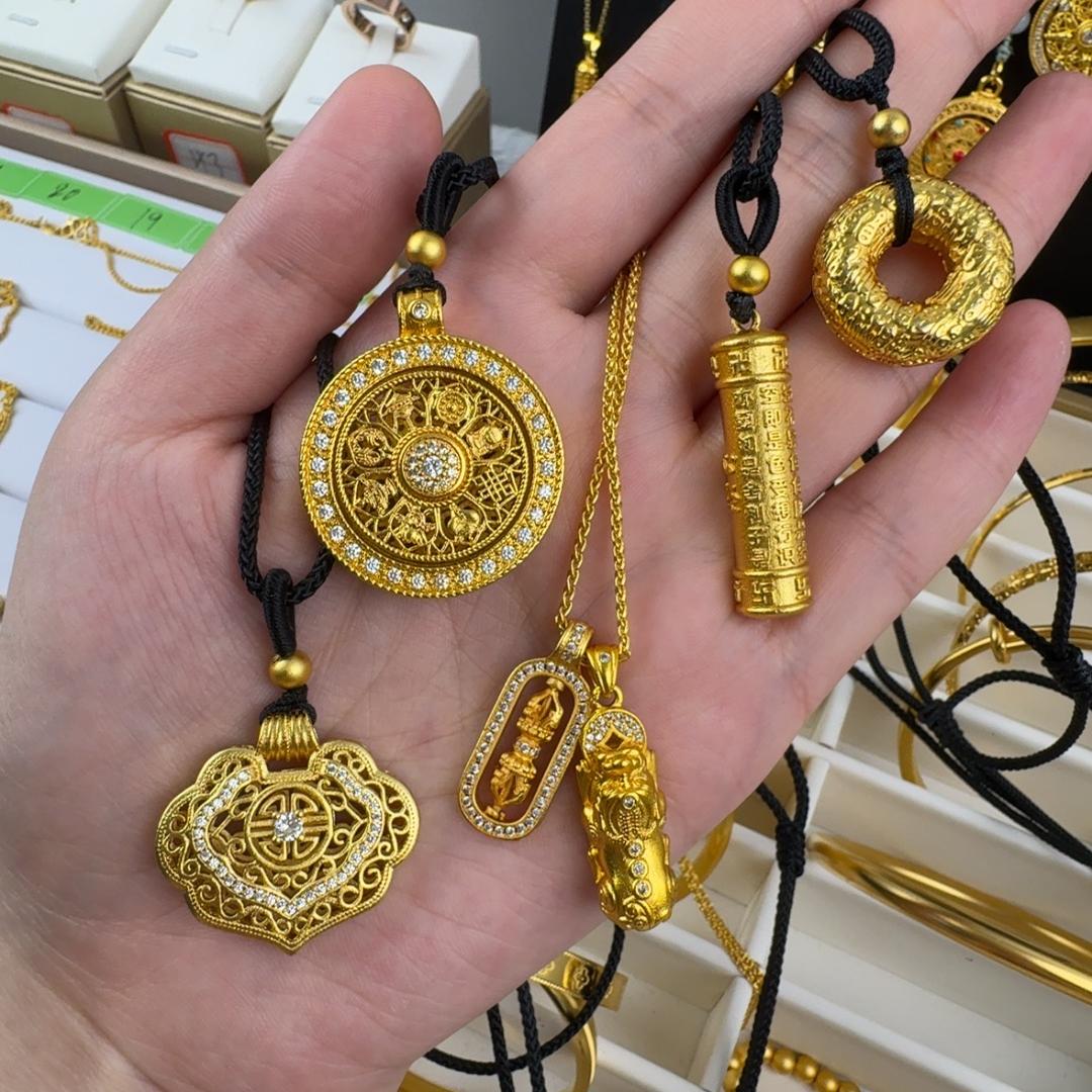 雅漫高定饰品
