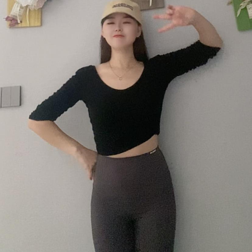 发光的小萝