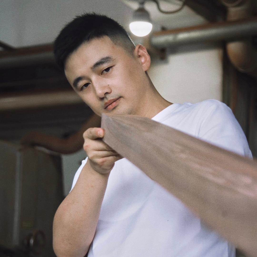 上海-张一雕