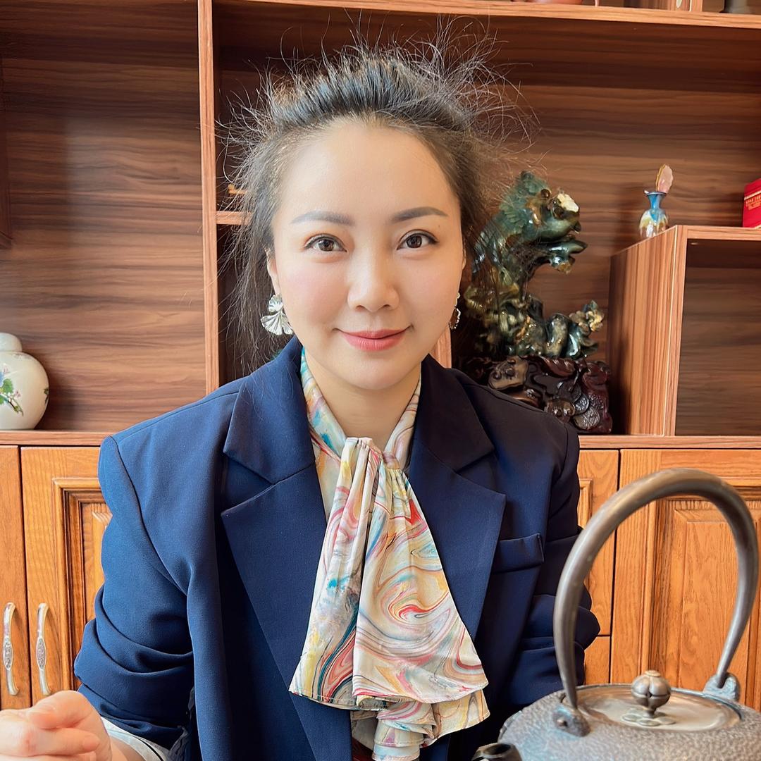 琳哥爱喝酒