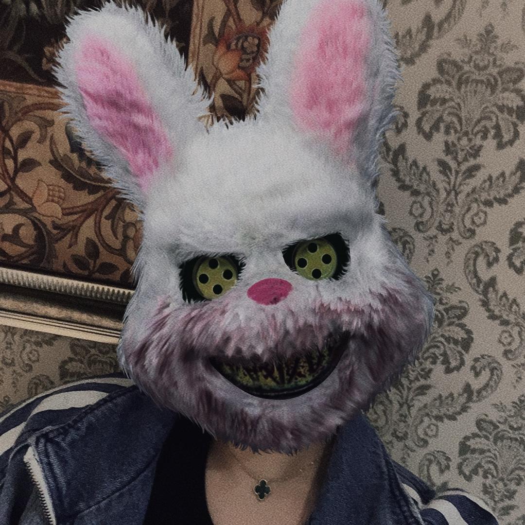 -Moon.            🦋