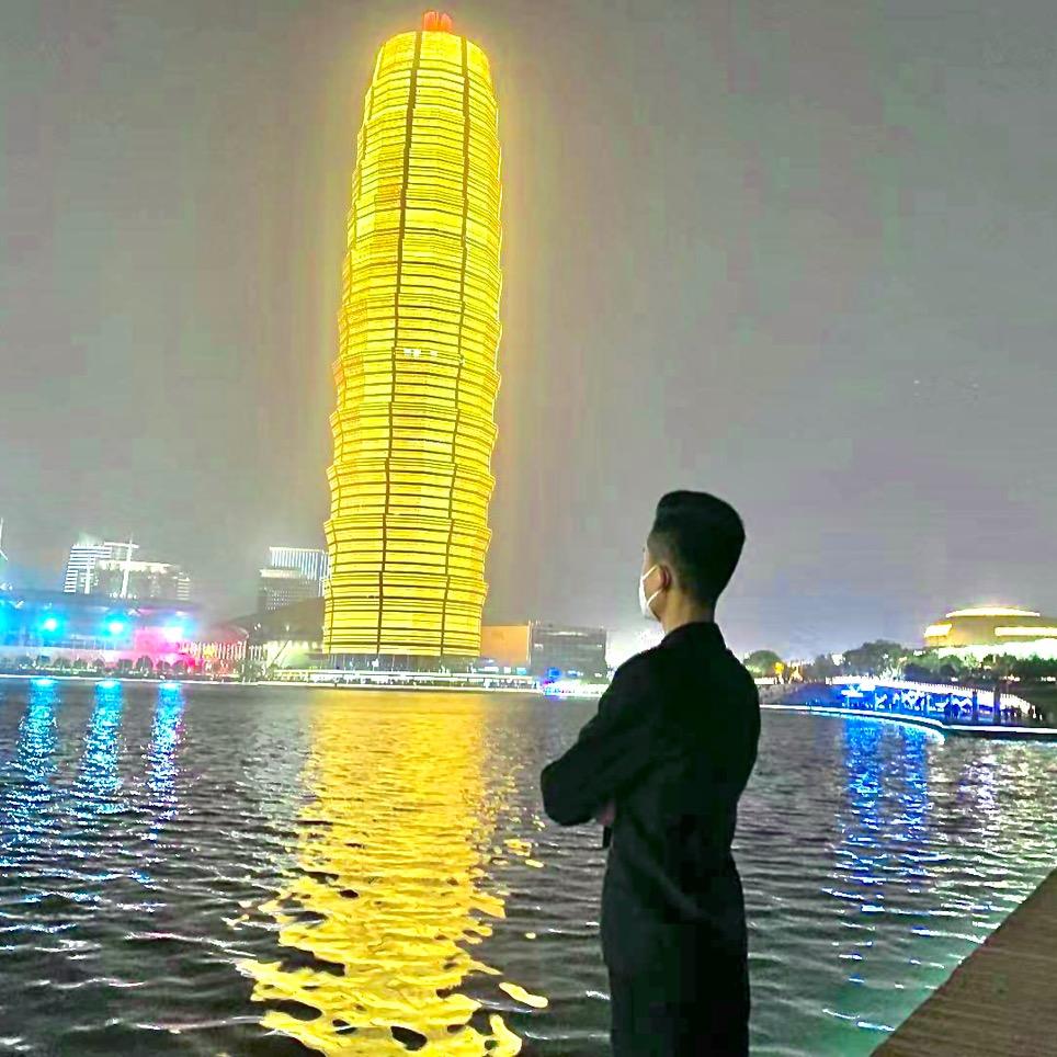 小蔡同学_
