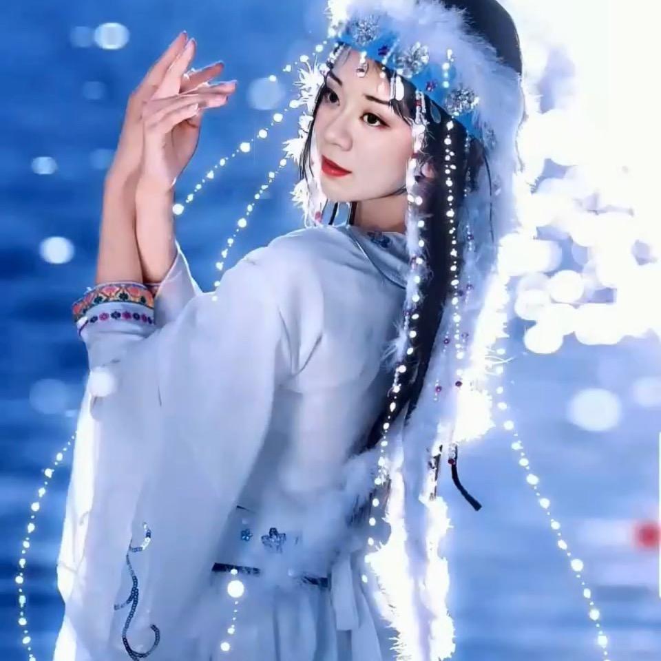 💋๓°趙菇娘ꦿ๓᭄