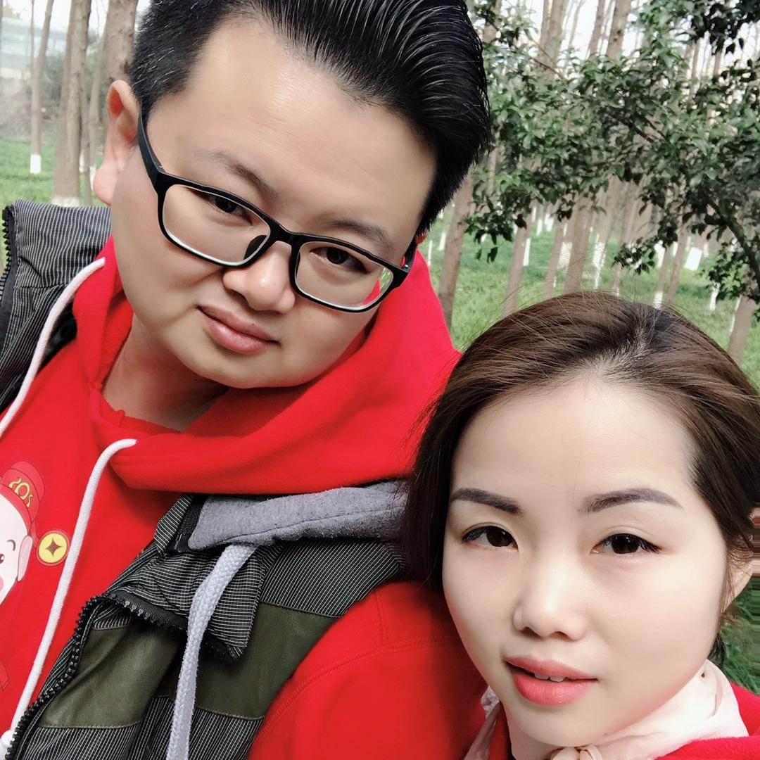 小铭一家人