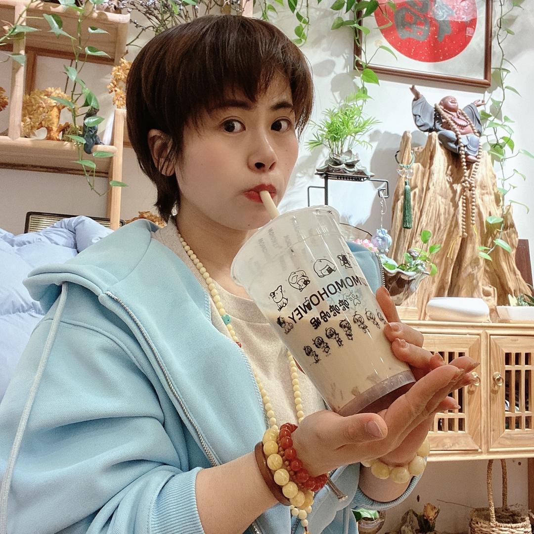 奶茶本尊🥕