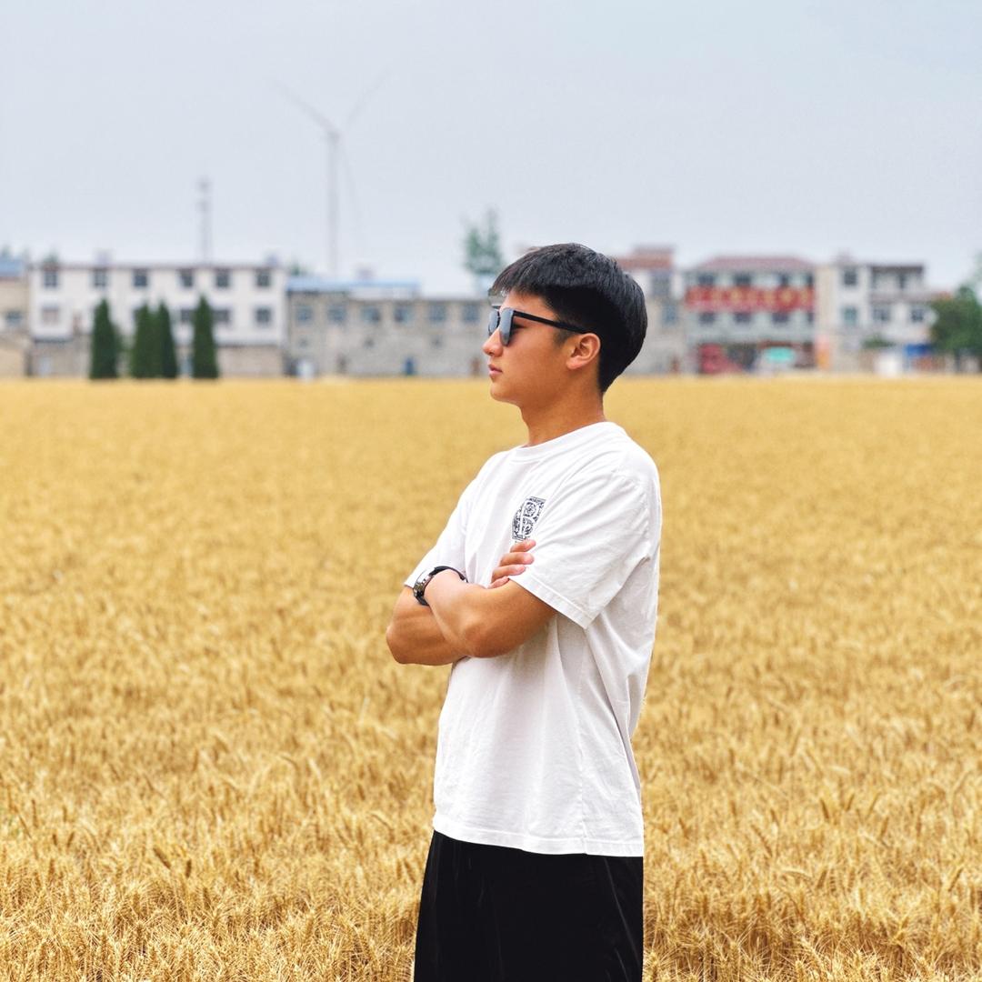 老三(小露)