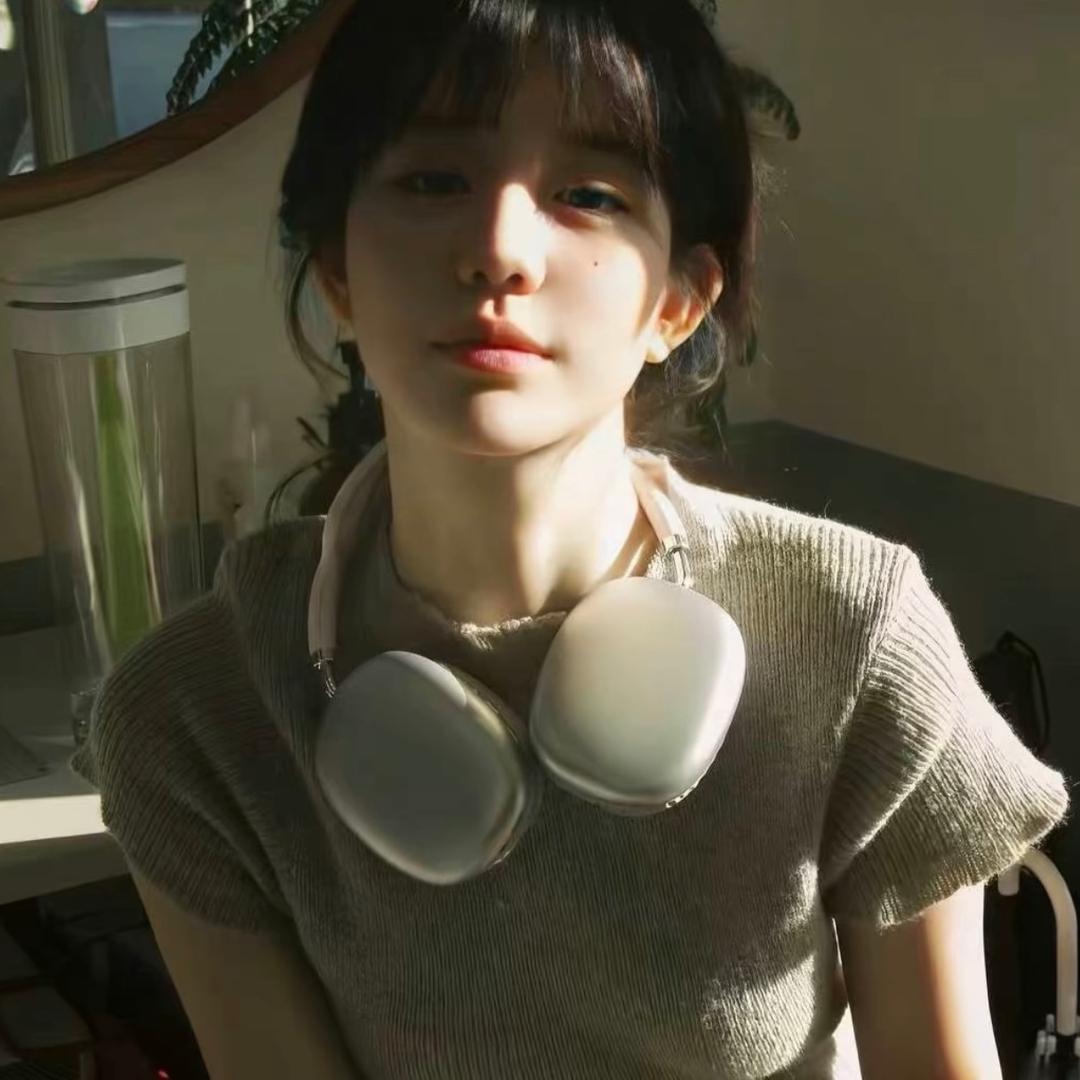 晚睡小鱼