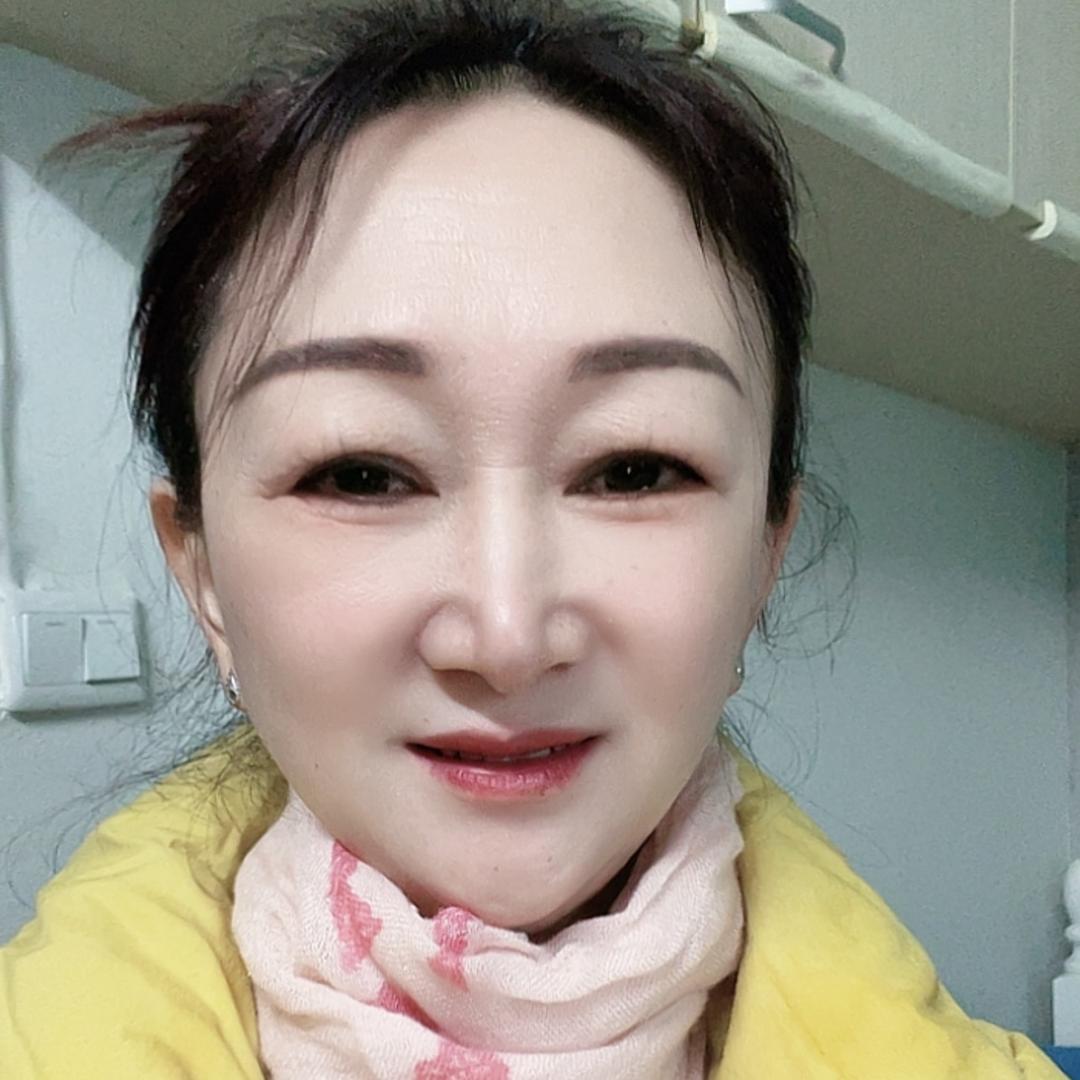 何姐（每天早上8:50开播）