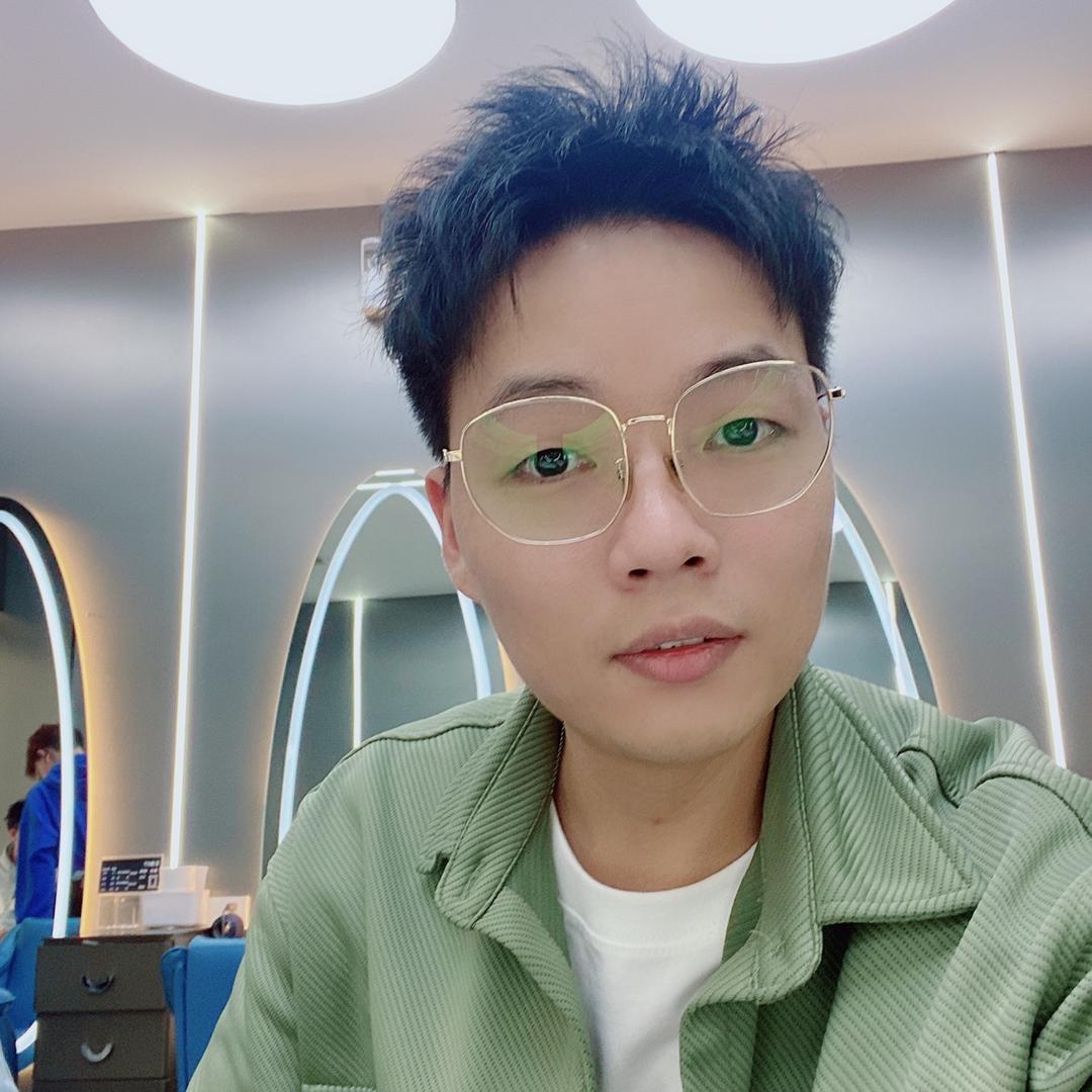 艾美CT眼镜老师