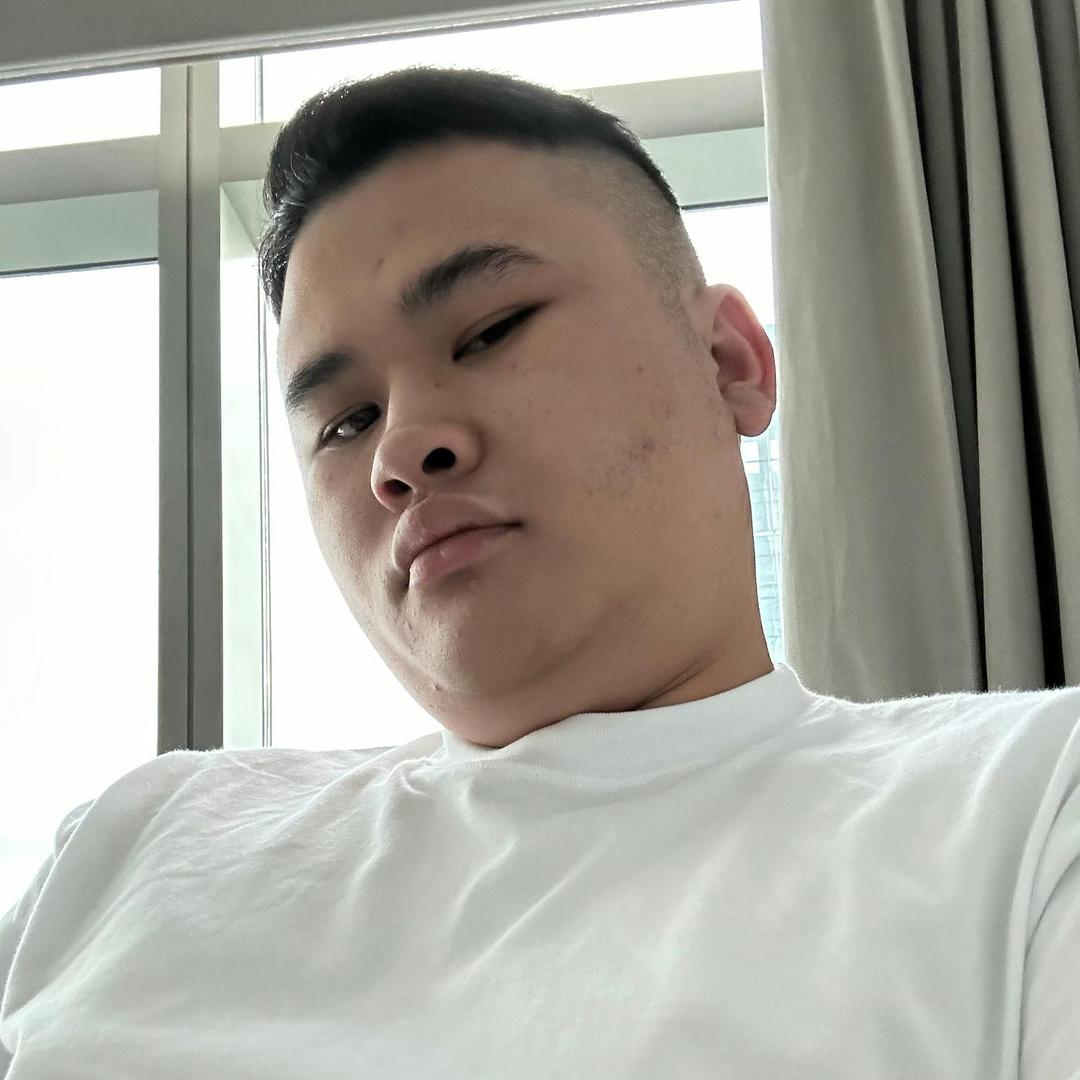 .小刘