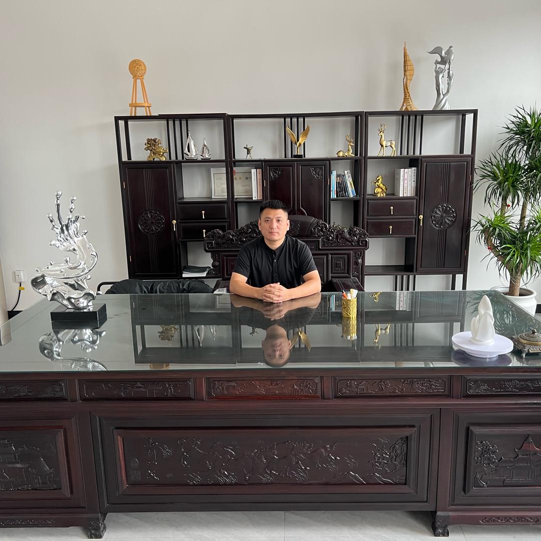 宏盛利源雕塑