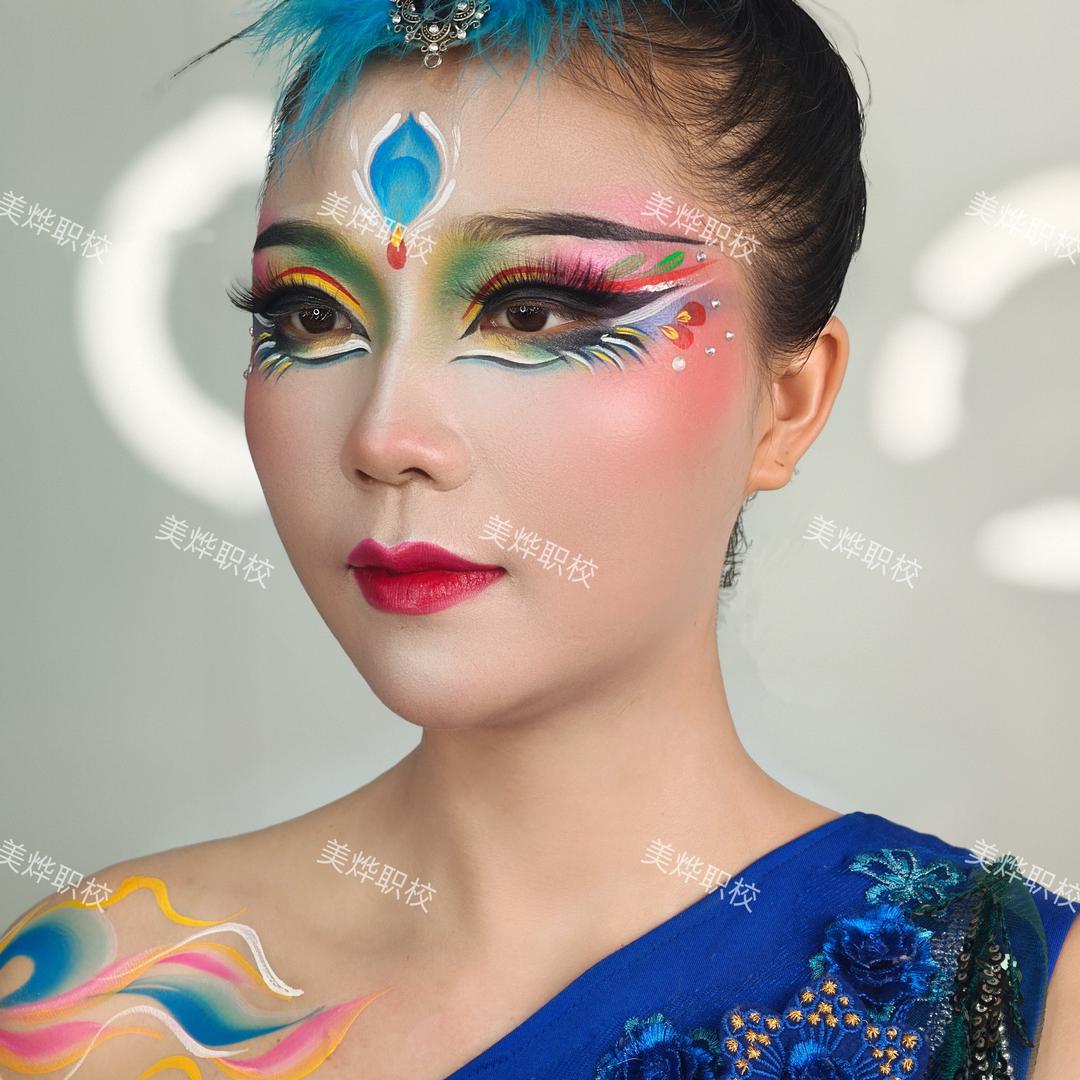 烨彩教彩绘舞台妆