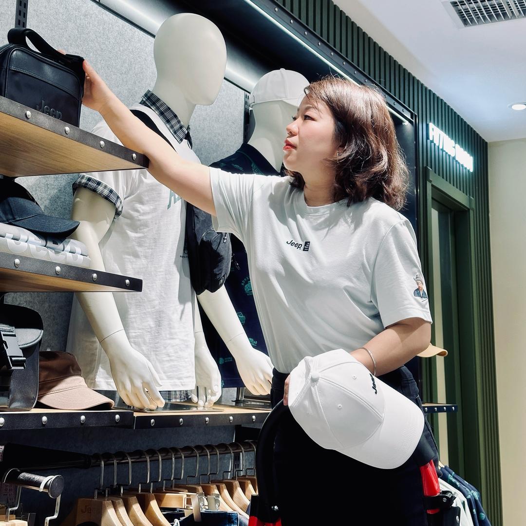 衡阳Jeep男装璐姐