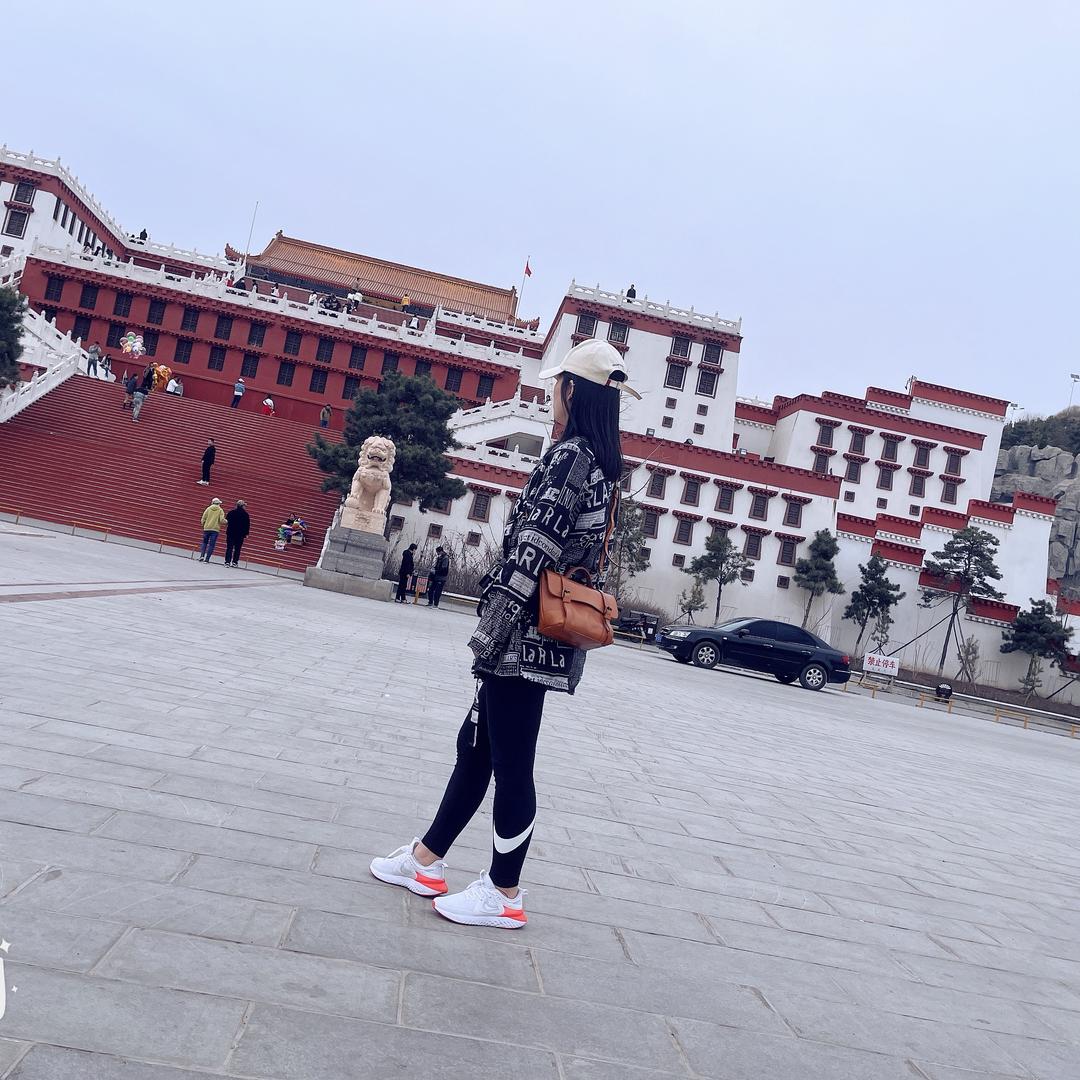 鞍山市山南大饼豆腐脑