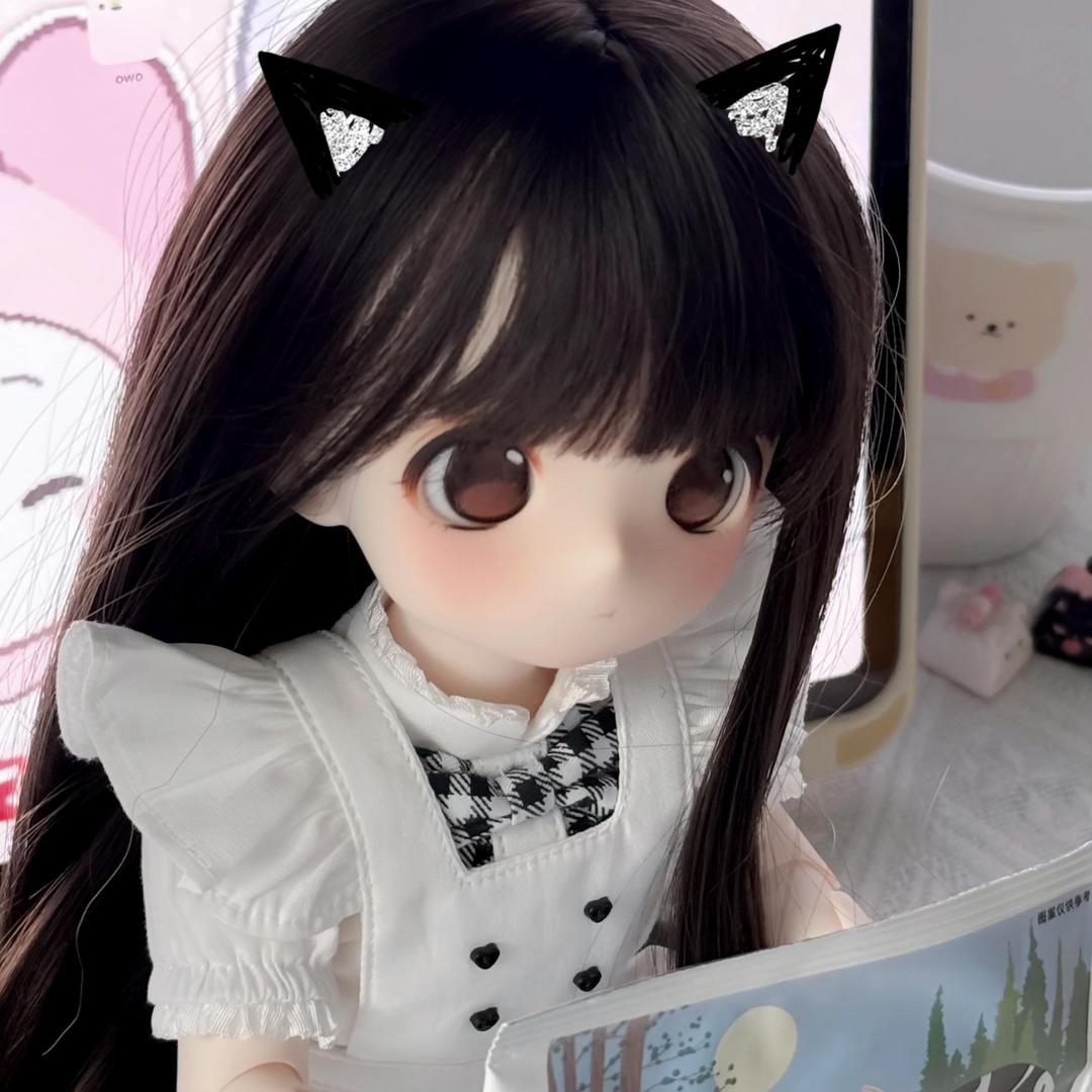 ˃ ˄ ˂̥̥