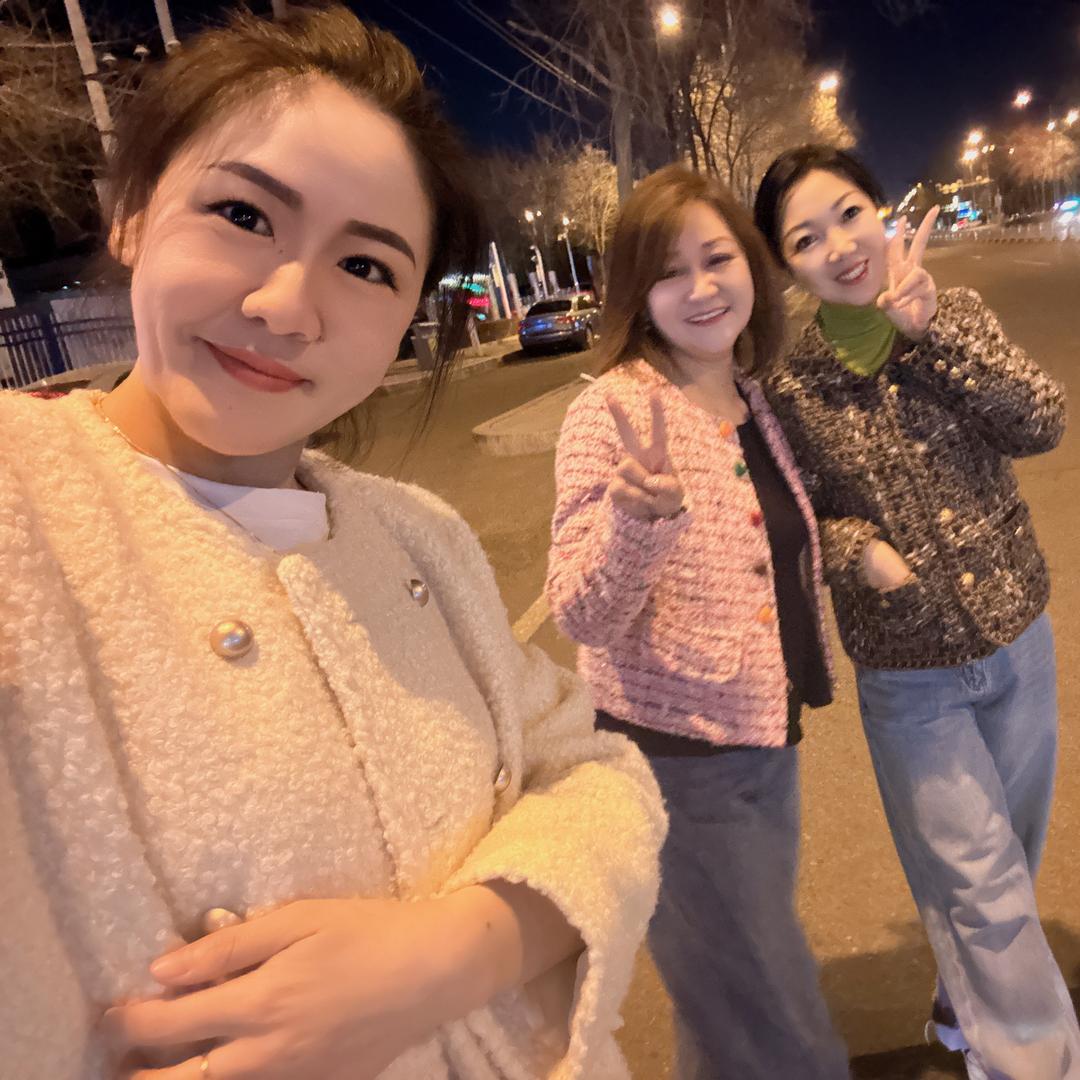 村口四支花组合🌸