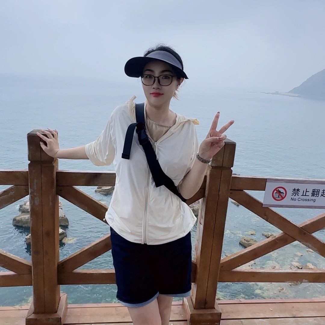 哏都逗姐