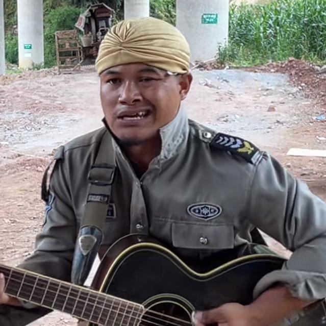 等我有了钱再娶你