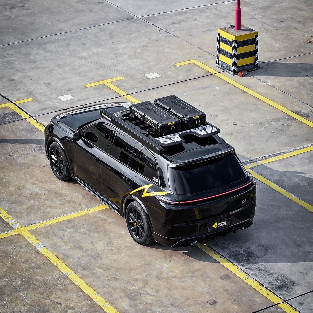 卖纸箱💪开上宝马X5