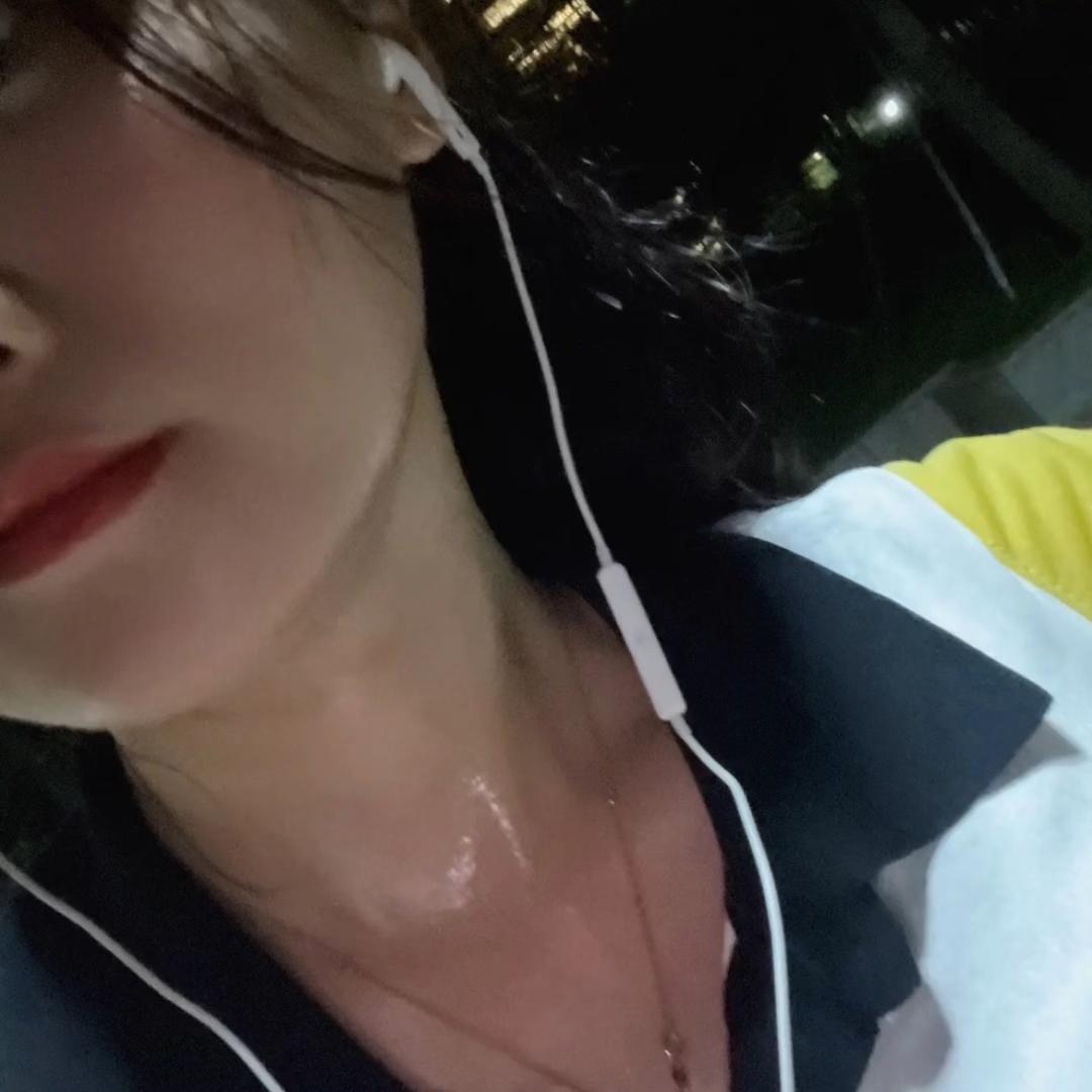 @HY